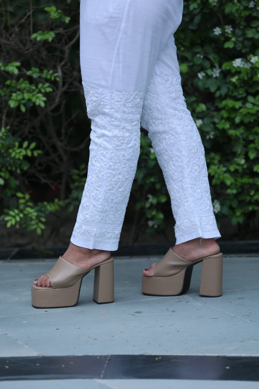 Knee Embroidery Cotton Pants With Pockets B1